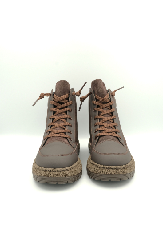 Ботинки MAGZA из натуральных материалов.